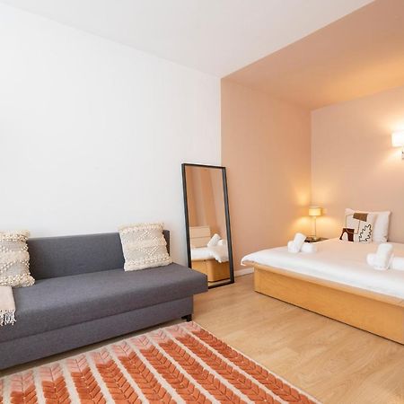Theaterstudio 1 Antwerpen Bagian luar foto